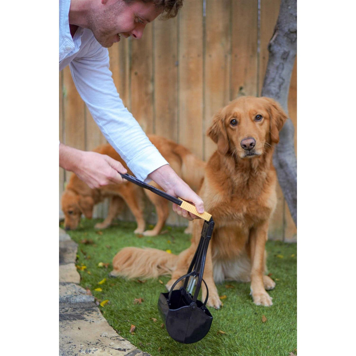Fold Away Pooper Scooper X391643