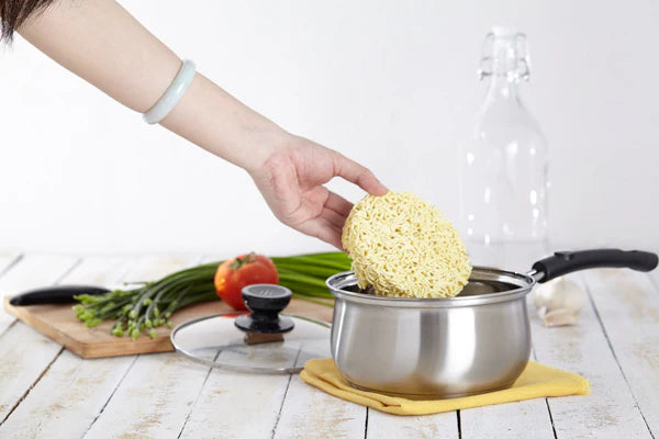 Stainless-Steel Sauce Pan with Glass Lid 16cm A102