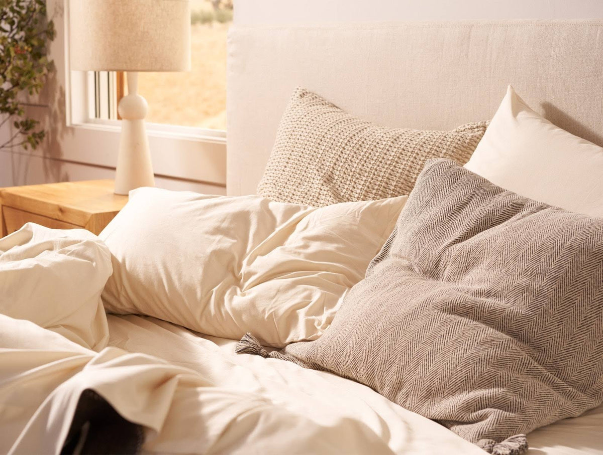 300 Thread Count Organic Sateen Sheet Set Cal King Alpine White Y279249