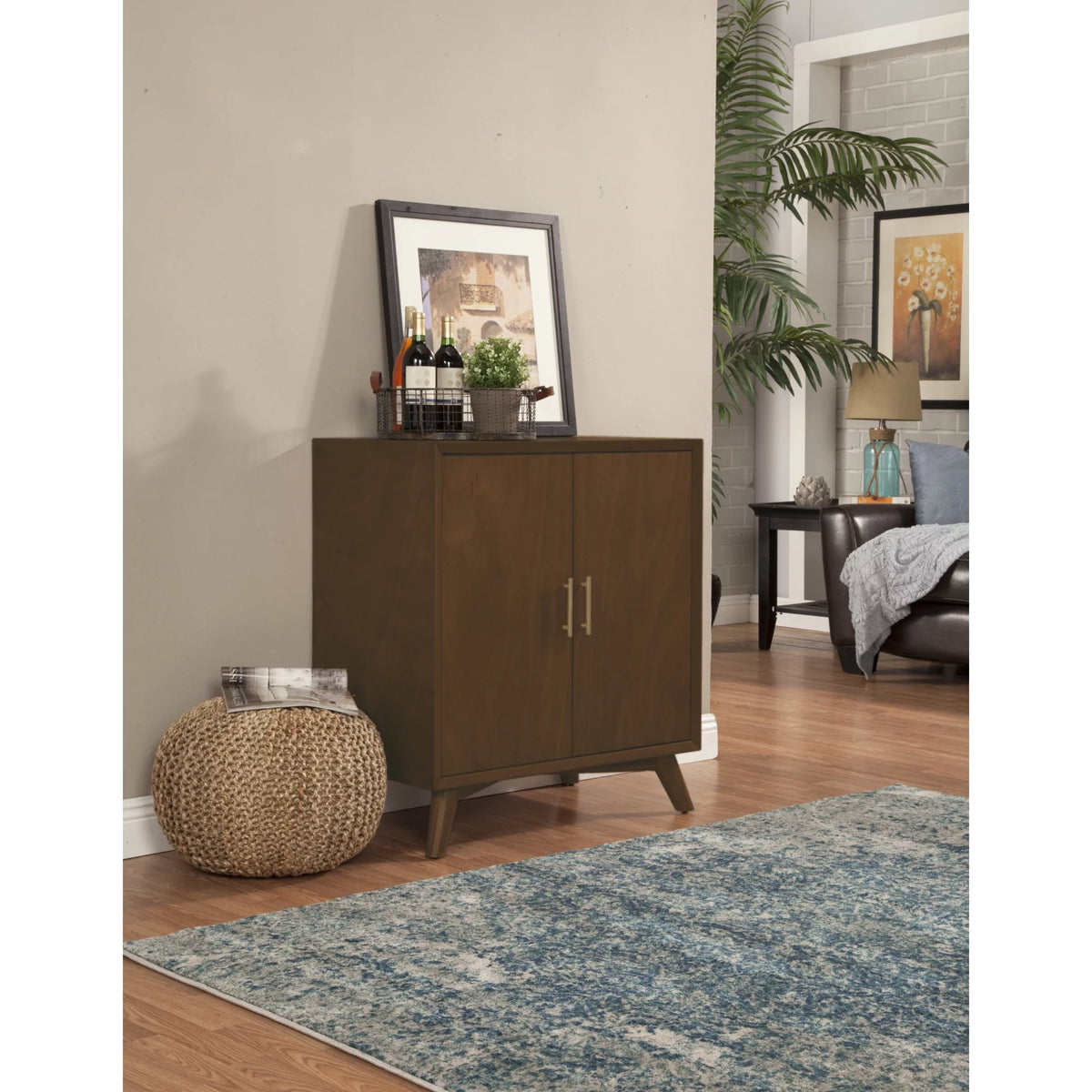 Walnut Bar Cabinet C6065
