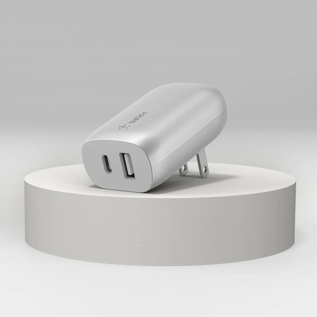 37W Dual Wall Charger USB-C to Lightning Cable Silver M184114