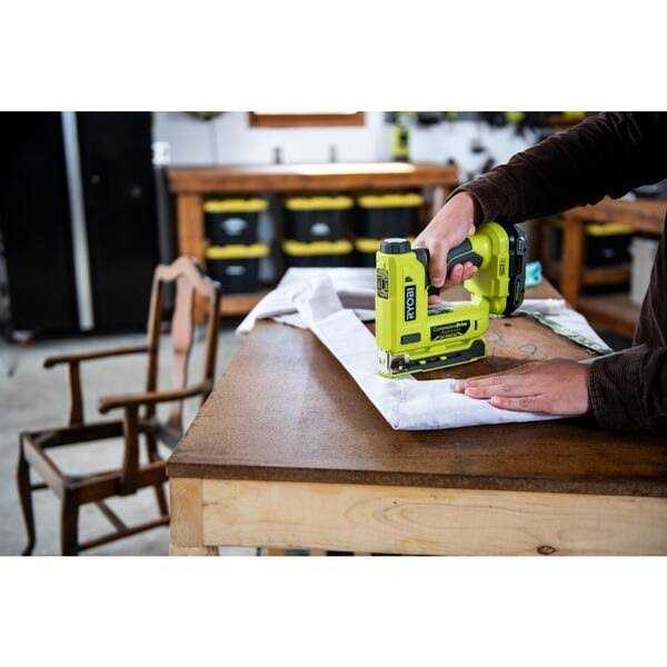 3/8 in. Crown Stapler P487