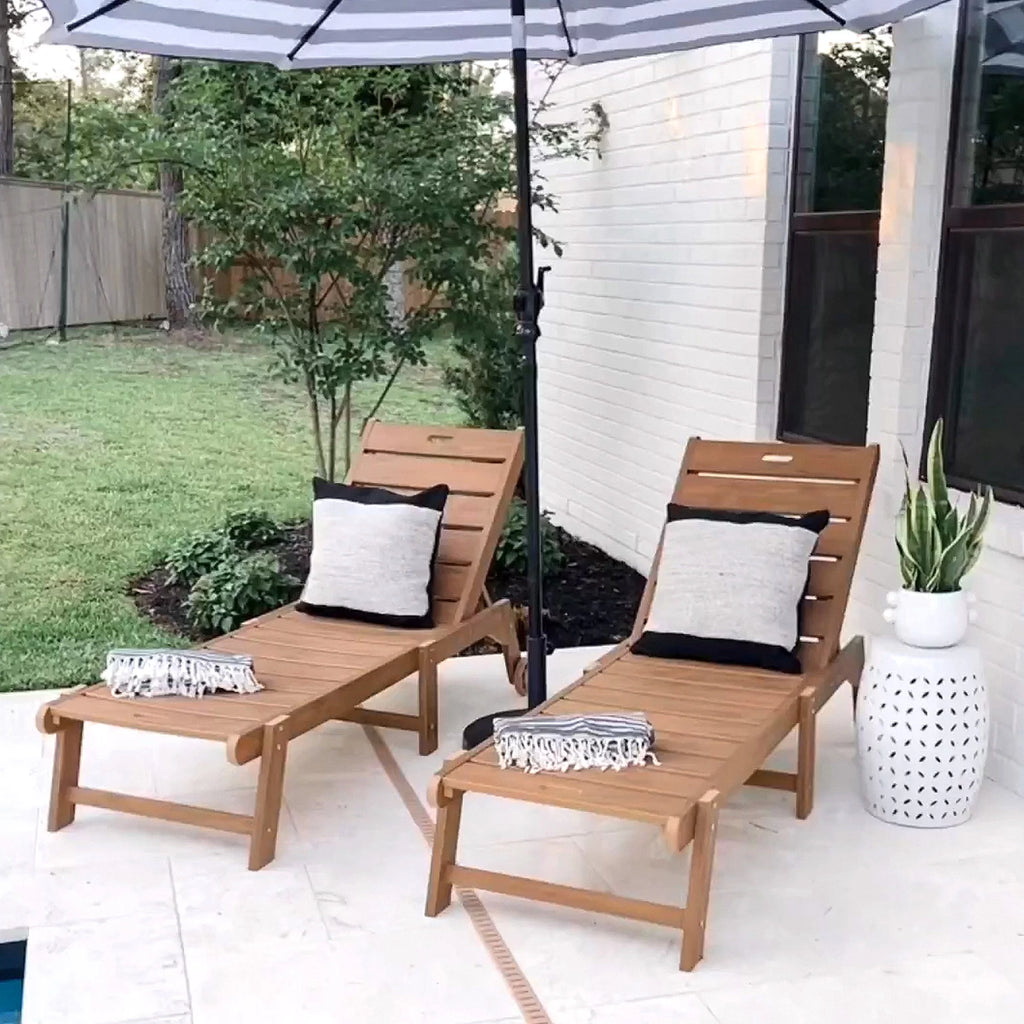 Brown Weather Resistant Poly Resin Chaise Lounge Chair with Wheel U773