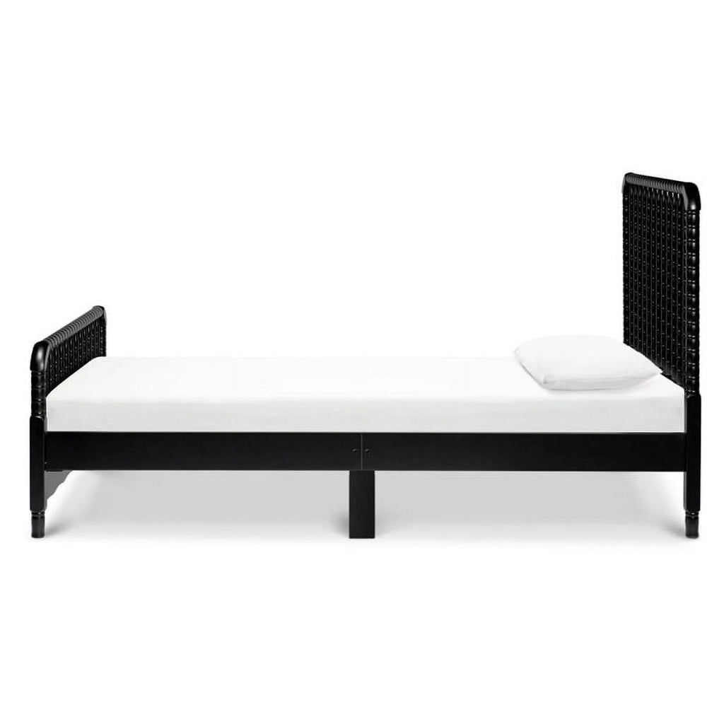 Twin Bed in Ebony U816