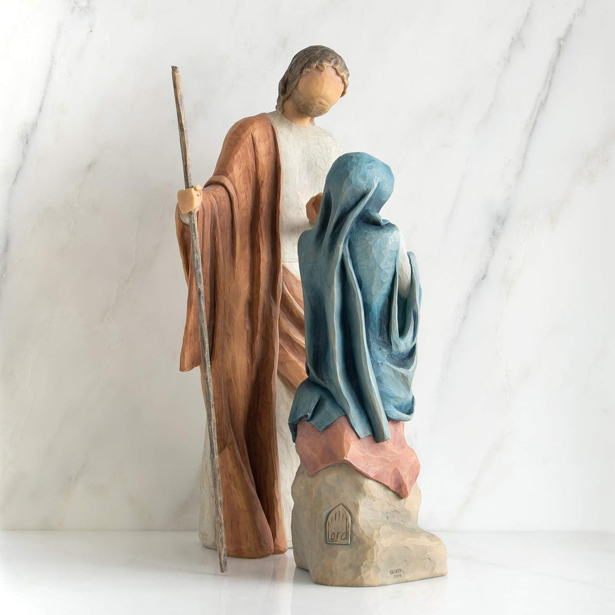 Sculpted hand-painted nativity figures N633