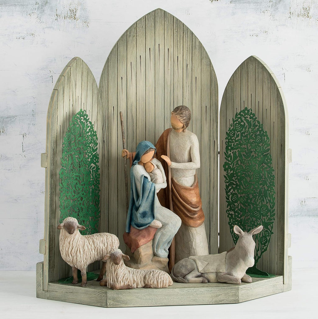 Sculpted hand-painted nativity figures N633