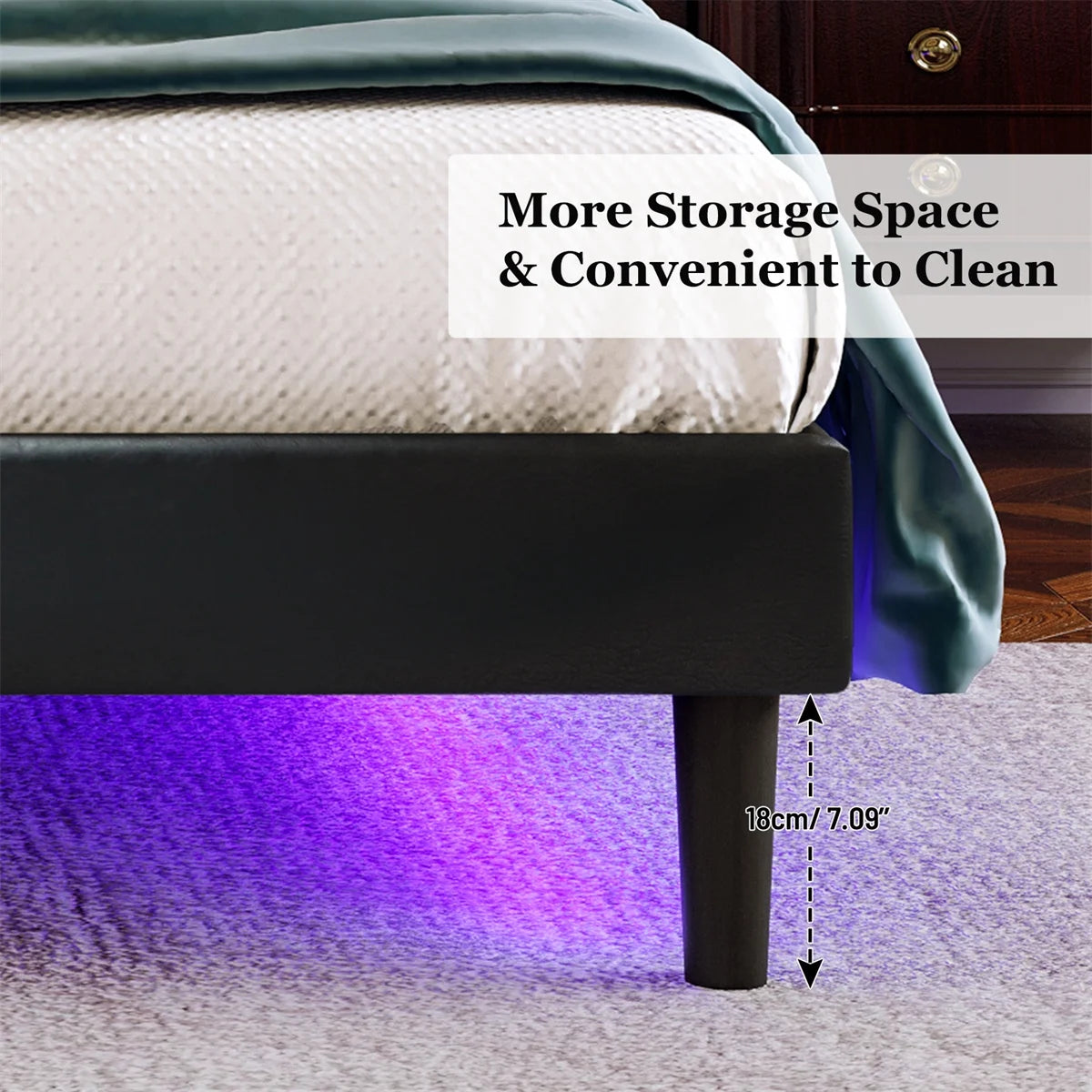 Queen Size Upholstered Bed with Lights Y7978