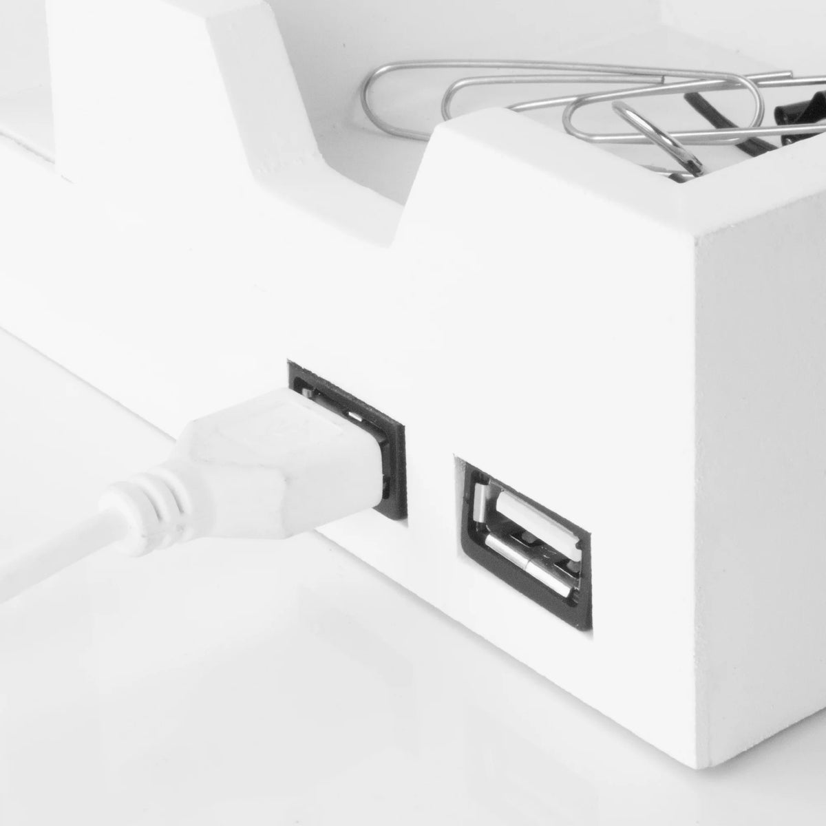 White USB Desk Organizer Storage Rack V488