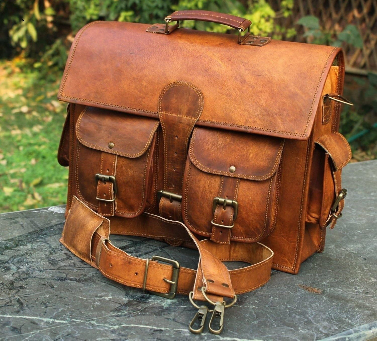 Vintage Leather Laptop Messenger Bag C40263
