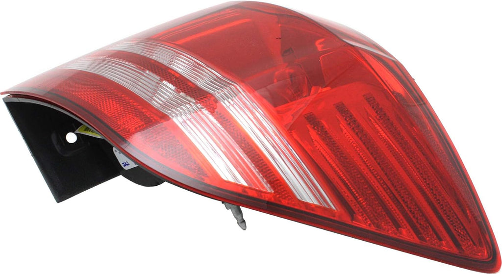 Tail Light Assembly Halogen with Turn Signal Light Bulb Passenger Side I6844